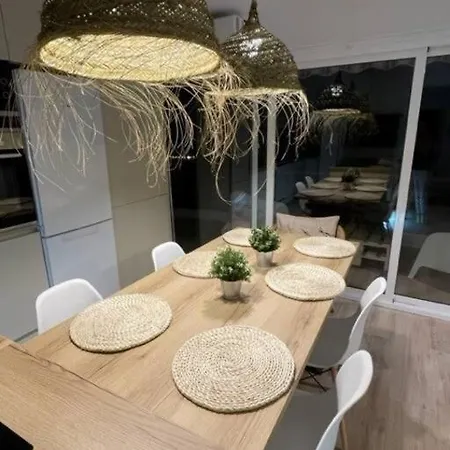 Precioso Apto Miami Primera Linia Playa Cala De Sirenas, Con Wifi Y Netflix, Adecuado Teletrabajar